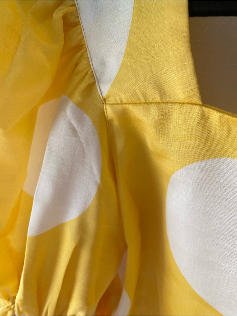 Vero Moda Yellow & White Polka Dot Puff Sleeve Crop Top - Picture 5 of 6